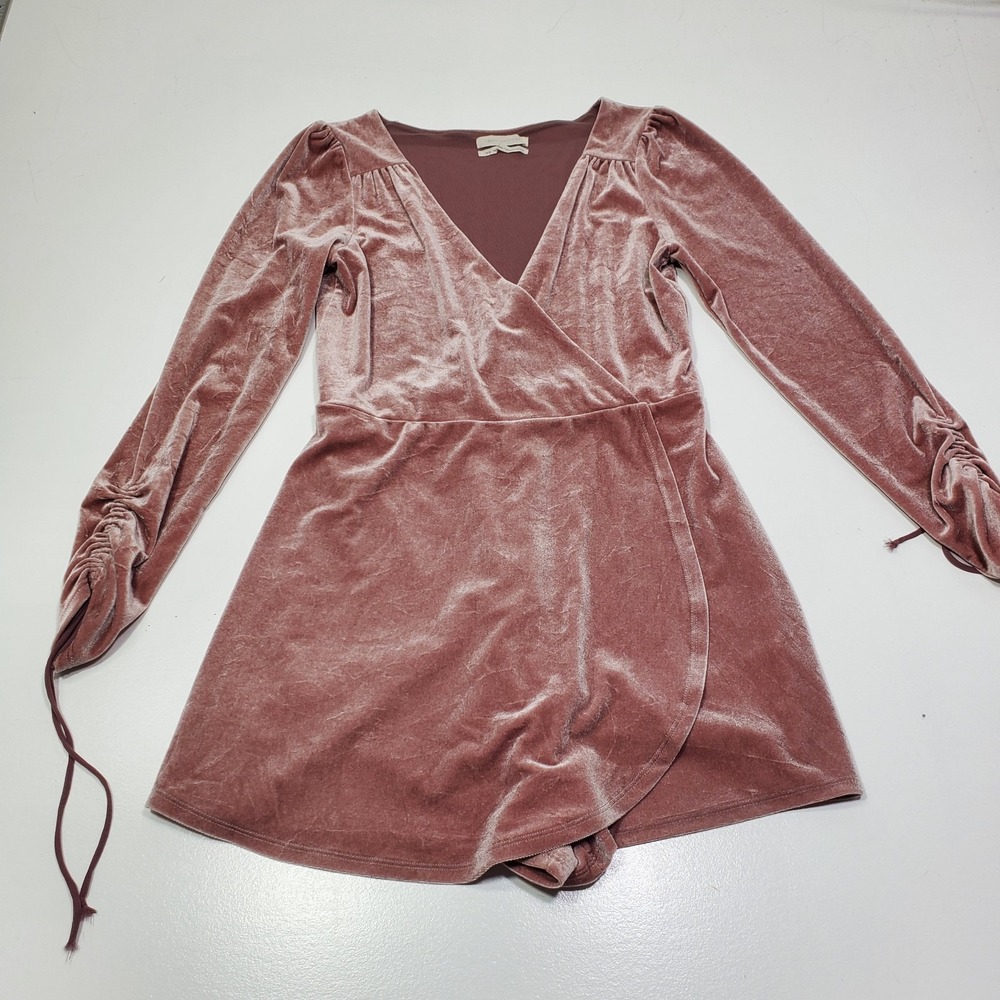 Urban Outfitters Mauve Pink Velvet Long Sleeve Women Romper Wrap Style M